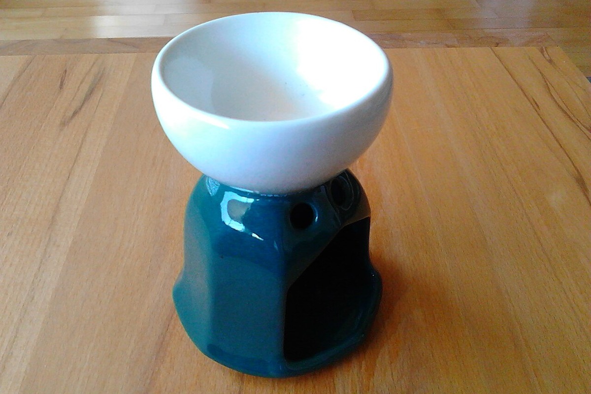 Ceramic Wax Melt Burner and Scent Melts